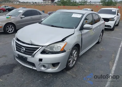 2015 Nissan Sentra Sr z USA, uszkodzony, nr VIN 3N1AB7AP3FY324323